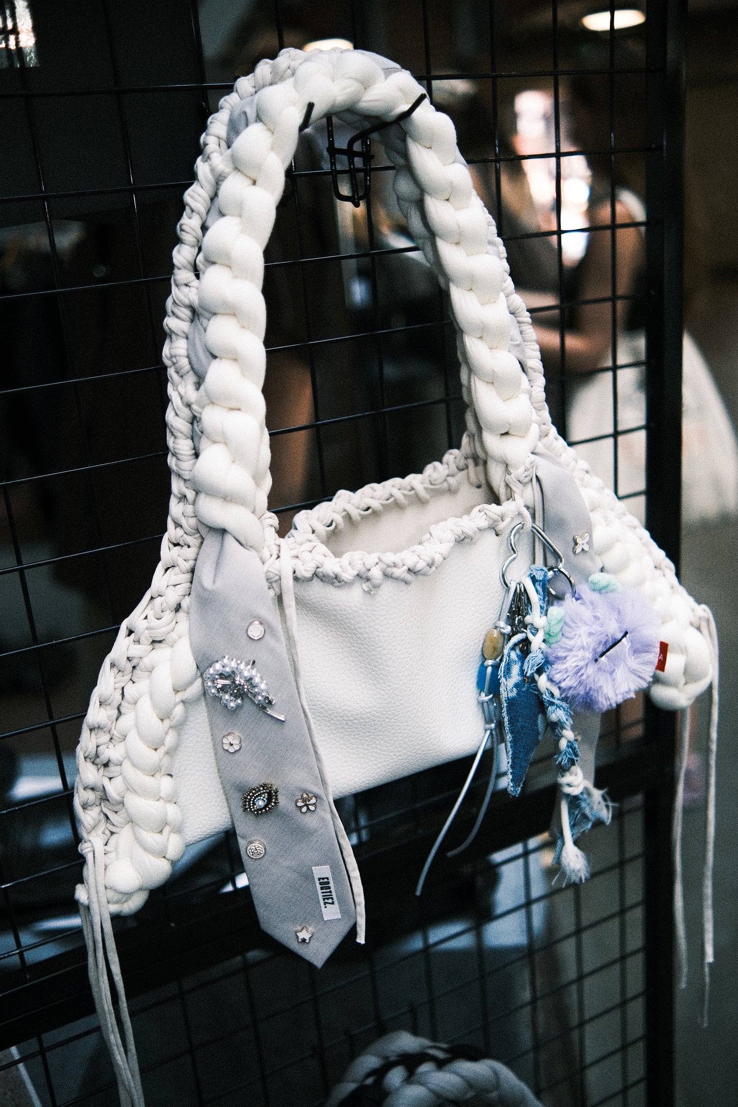 STROPPED BAG C1_CREME